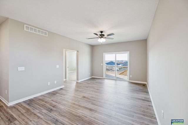 8501 Regent Court, Lincoln, NE 68507