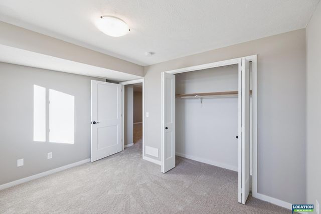 8501 Regent Court, Lincoln, NE 68507