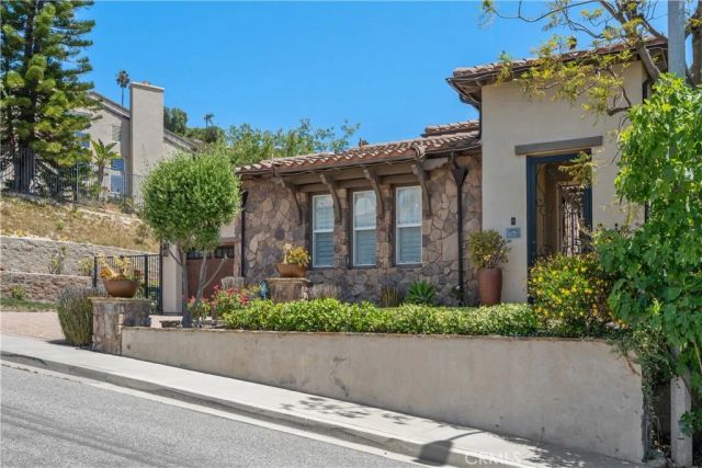 2427 Springbrook, Thousand Oaks, CA 91362