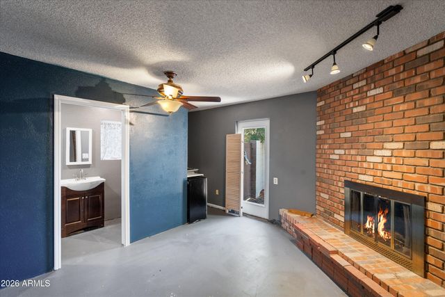 2628 W MENDOZA Circle, Mesa, AZ 85202