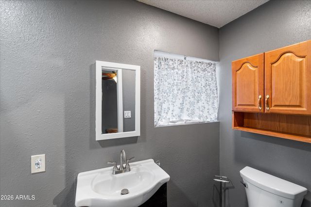 2628 W MENDOZA Circle, Mesa, AZ 85202