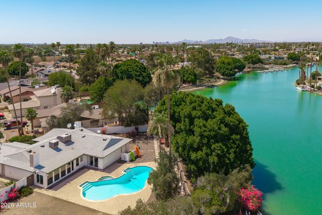 2628 W MENDOZA Circle, Mesa, AZ 85202