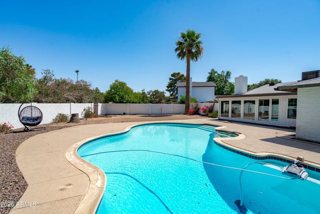 2628 W MENDOZA Circle, Mesa, AZ 85202