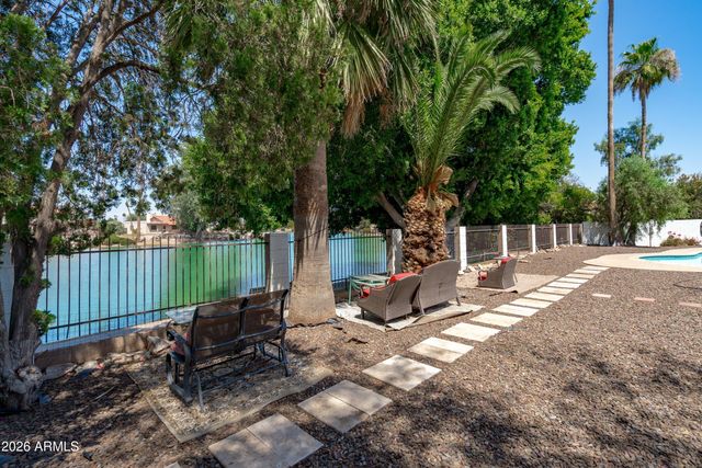 2628 W MENDOZA Circle, Mesa, AZ 85202