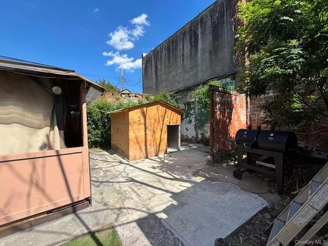 450 Newport Street, Brooklyn, NY 11207