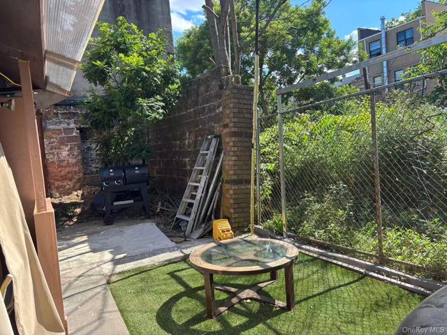 450 Newport Street, Brooklyn, NY 11207