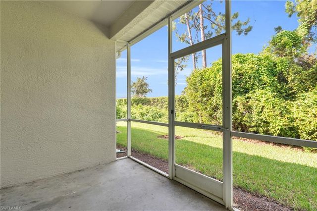 7655 Meadow Lakes DR 1002, Naples, FL 34104