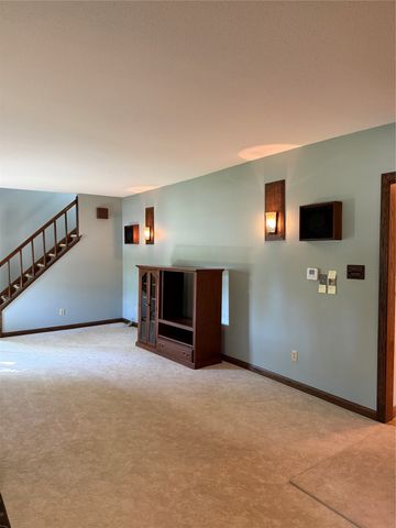 8530 PERRY Highway, Erie, PA 16509
