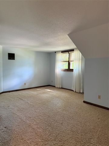 8530 PERRY Highway, Erie, PA 16509