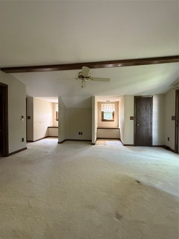 8530 PERRY Highway, Erie, PA 16509