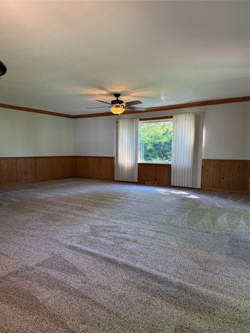 8530 PERRY Highway, Erie, PA 16509