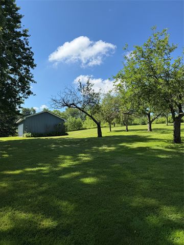 8530 PERRY Highway, Erie, PA 16509
