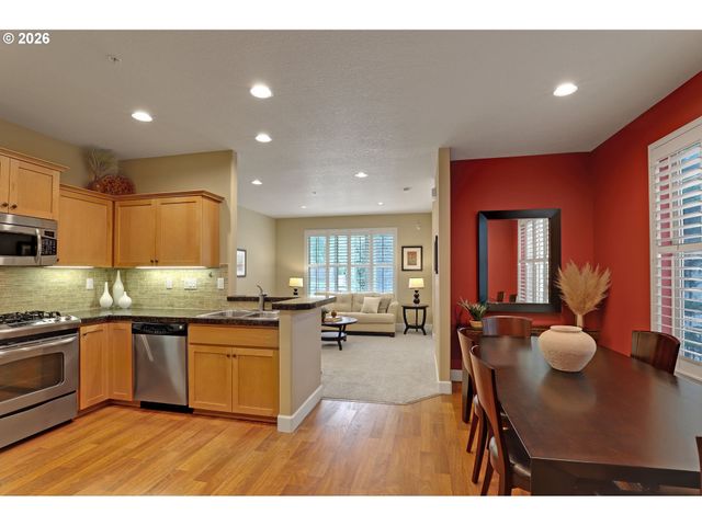 16183 Nw CENTINE Ln, Portland, OR 97229