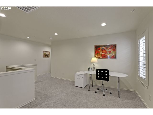 16183 Nw CENTINE Ln, Portland, OR 97229