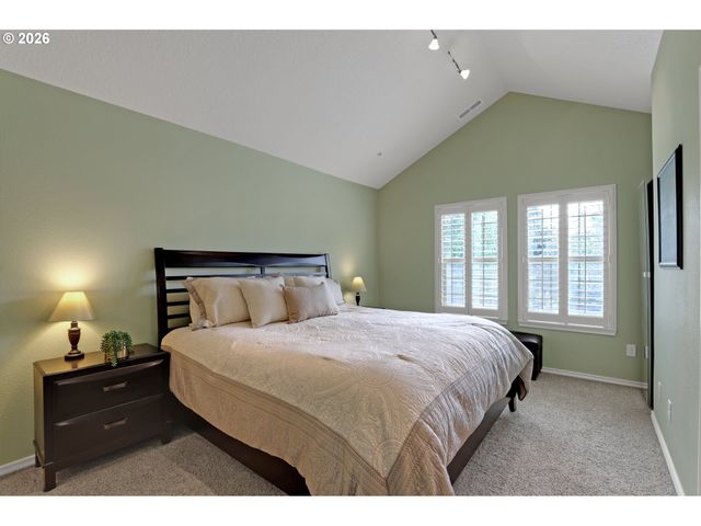 16183 Nw CENTINE Ln, Portland, OR 97229