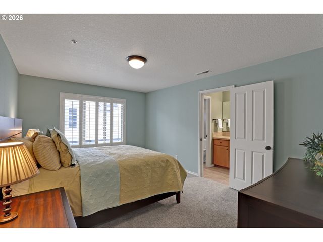 16183 Nw CENTINE Ln, Portland, OR 97229