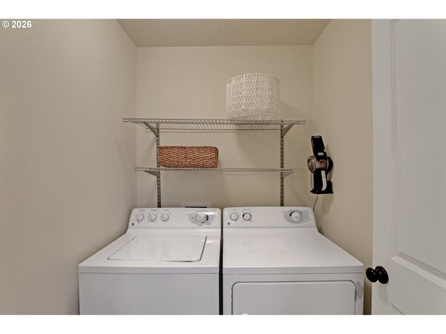 16183 Nw CENTINE Ln, Portland, OR 97229