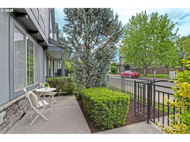 16183 Nw CENTINE Ln, Portland, OR 97229