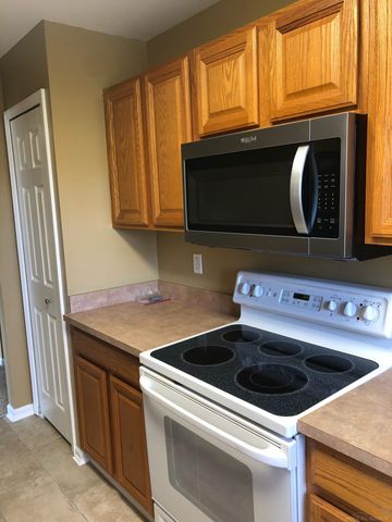 16431 Dominion Drive Drive, Macomb Twp, MI 48044