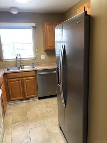 16431 Dominion Drive Drive, Macomb Twp, MI 48044