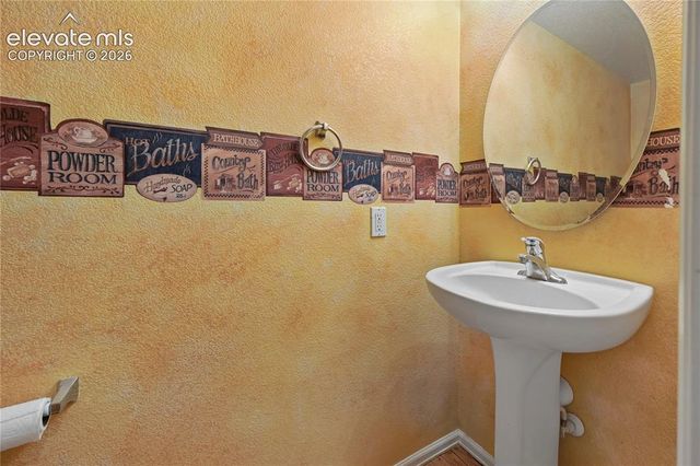 7483 Straggler Circle, Colorado Springs, CO 80922