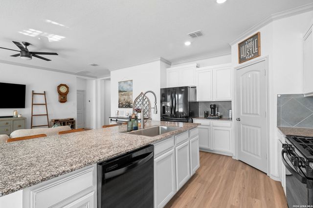 13026 Vista Hollow, San Antonio, TX 78233