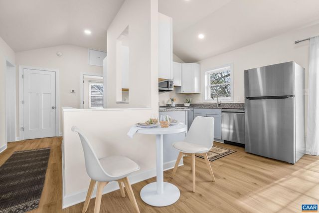 1200 MERIWETHER ST, Charlottesville, VA 22902