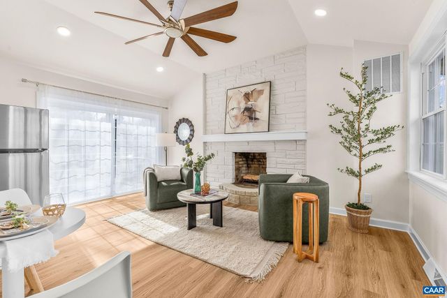 1200 MERIWETHER ST, Charlottesville, VA 22902