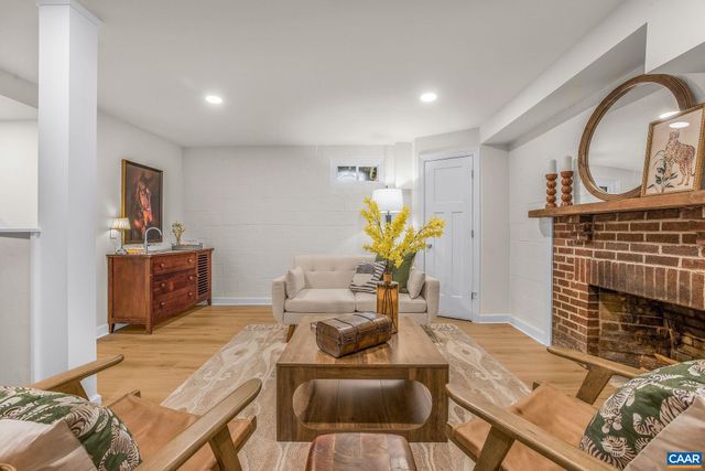 1200 MERIWETHER ST, Charlottesville, VA 22902