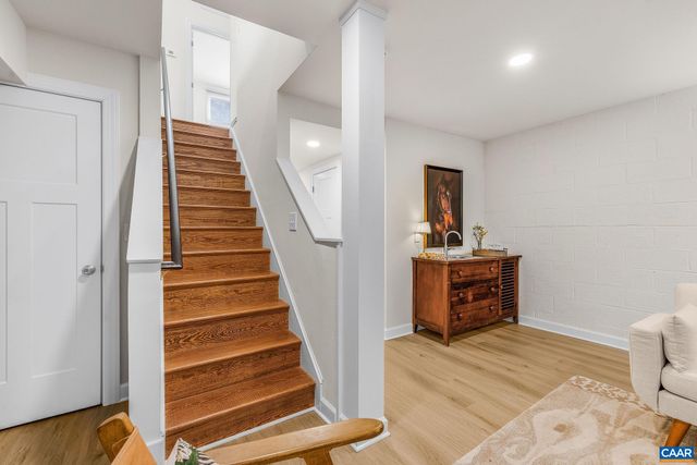 1200 MERIWETHER ST, Charlottesville, VA 22902