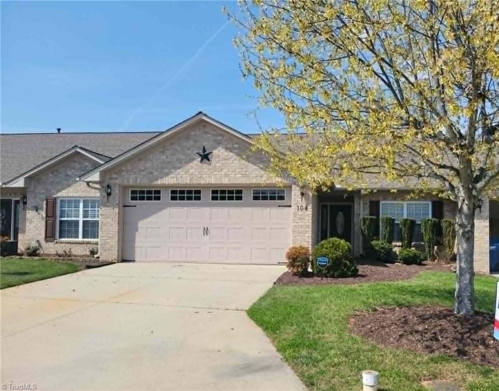 104 Kirkman Court, Archdale, NC 27263