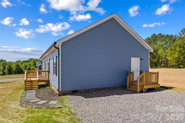 6040 Bridges Street, Catawba, NC 28609