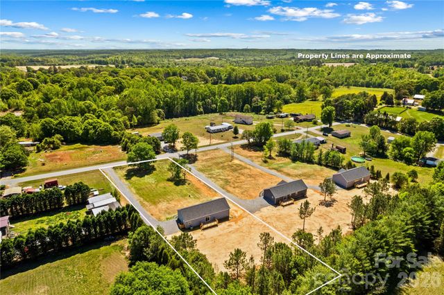 6040 Bridges Street, Catawba, NC 28609