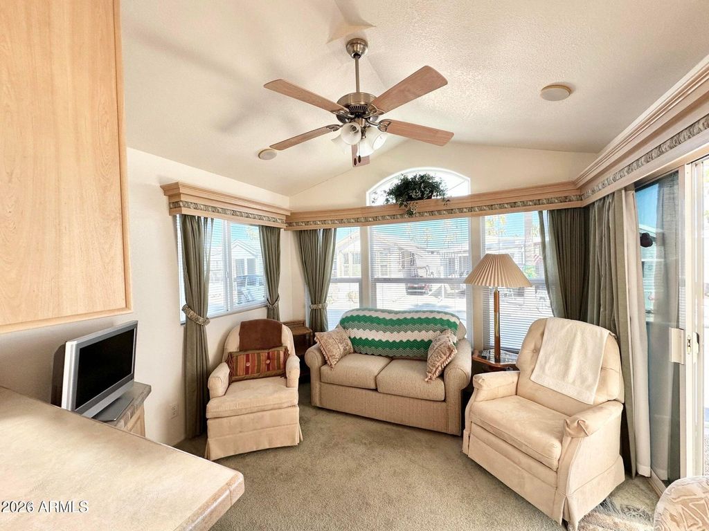 Image 12 of property listing at 365 S GYPSUM Drive 365, Apache Junction, AZ 85119