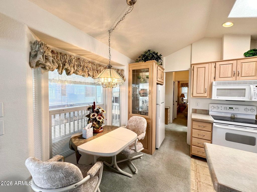 Image 14 of property listing at 365 S GYPSUM Drive 365, Apache Junction, AZ 85119