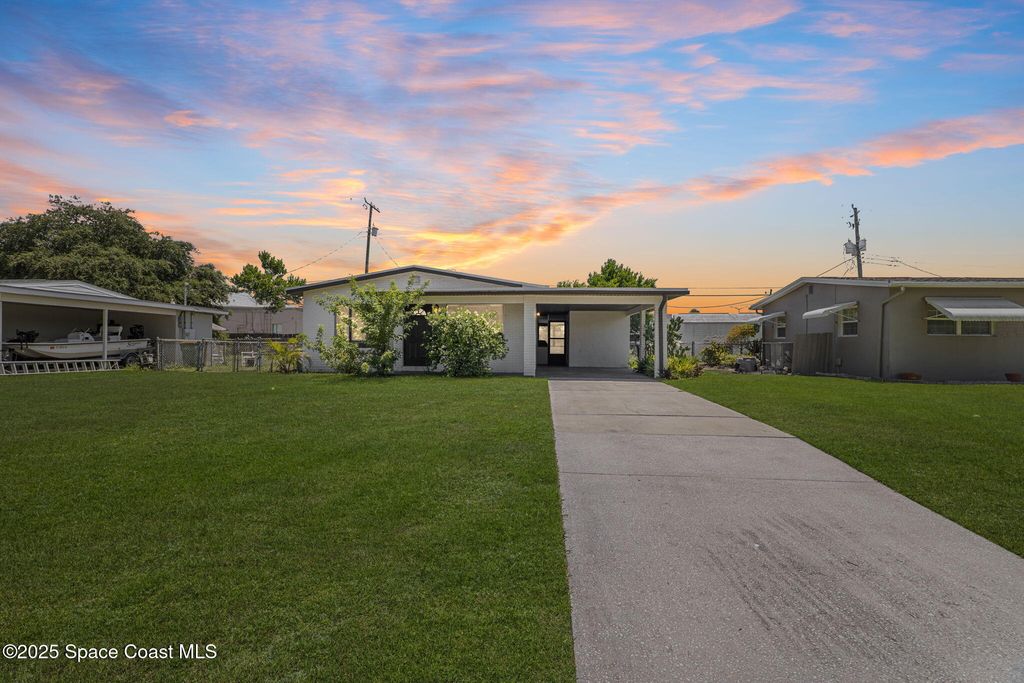 Image 24 of property listing at 2189 Smathers Circle S, Melbourne, FL 32935