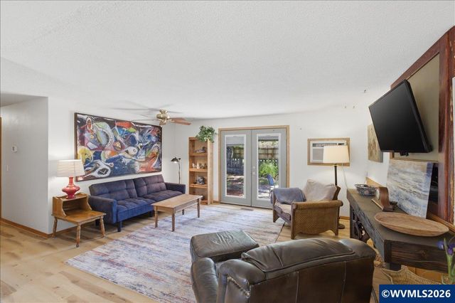 3585 NE Manchester St, Corvallis, OR 97330
