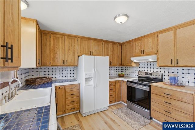 3585 NE Manchester St, Corvallis, OR 97330