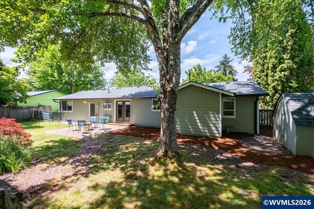 3585 NE Manchester St, Corvallis, OR 97330