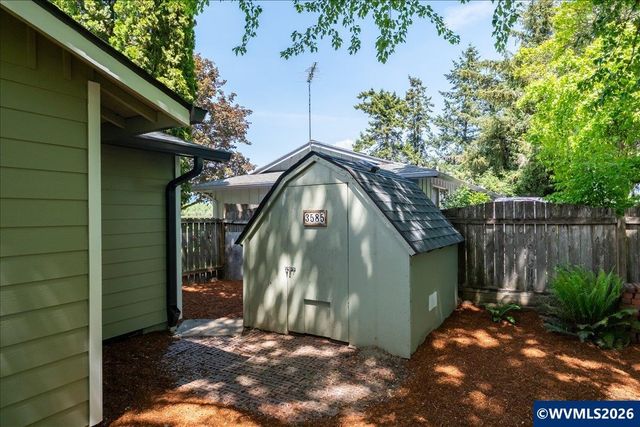 3585 NE Manchester St, Corvallis, OR 97330