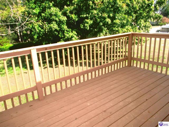 609 Foxfire Road, Elizabethtown, KY 42701
