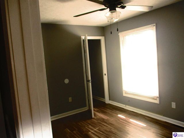 609 Foxfire Road, Elizabethtown, KY 42701