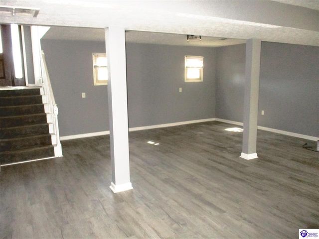 609 Foxfire Road, Elizabethtown, KY 42701