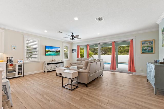 1887 SW Pinewood Way, Palm City, FL 34990