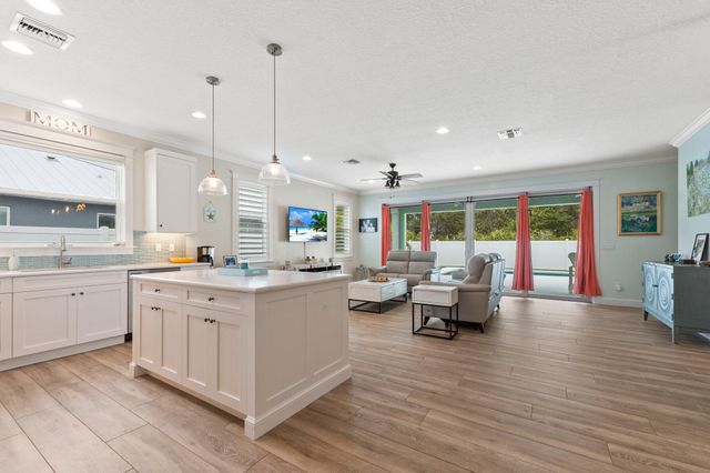 1887 SW Pinewood Way, Palm City, FL 34990