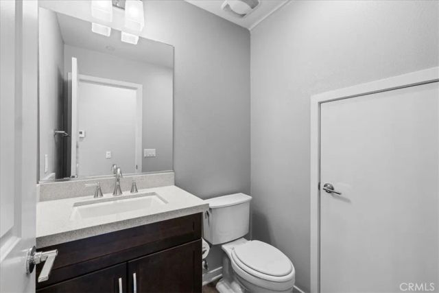 709 S Azusa Avenue M, Azusa, CA 91702