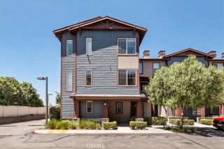 709 S Azusa Avenue M, Azusa, CA 91702