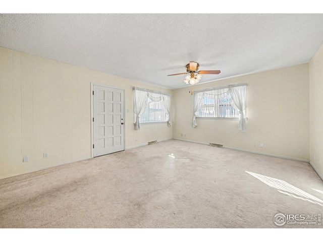 211 N 4th St, La Salle, CO 80645