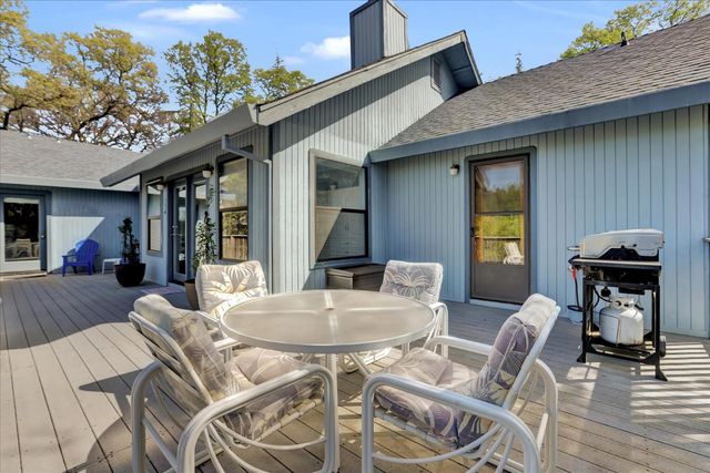 18167 Deer Run, Penn Valley, CA 95946