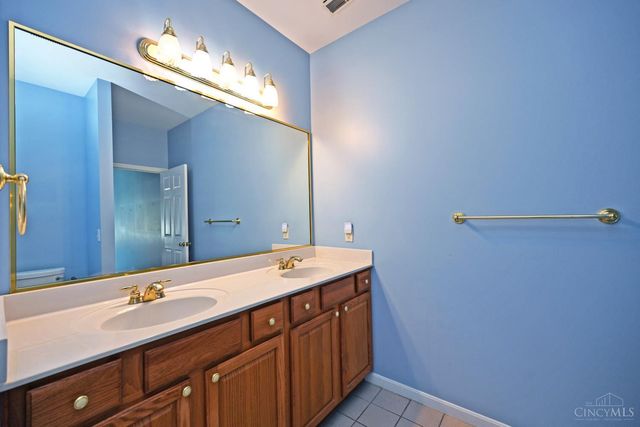 3895 Sandtrap Circle, Mason, OH 45040